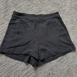 Old Navy Women's High Waist Playa Shorts Black Jack Sz M Vacation Minimalist